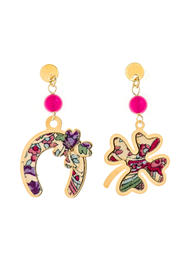 fourleaf-clover-and-mini-fuchsia-horseshoe-earrings