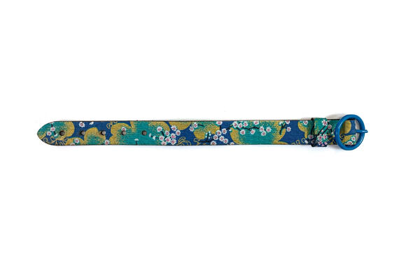 medium-white-round-kimono-bracelet