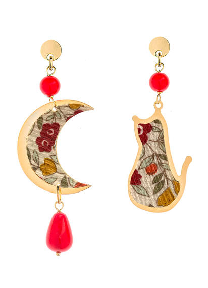 mini-ruby-cat-and-moon-earrings