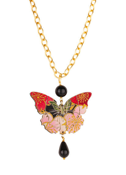 black-butterfly-necklace