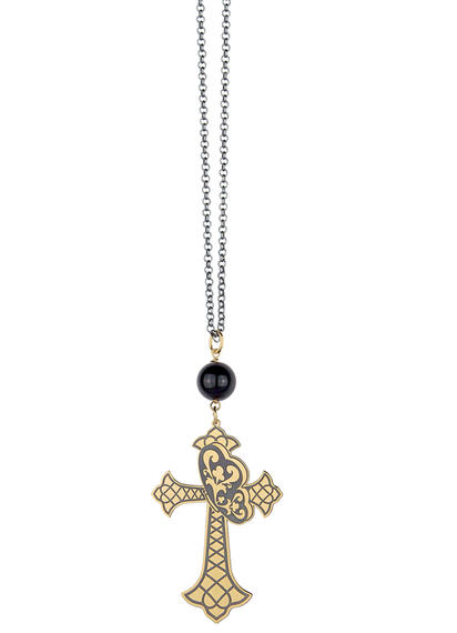 great-cross-gothic-necklace