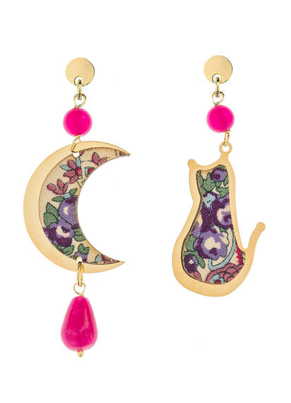 mini-fuchsia-cat-and-moon-earrings